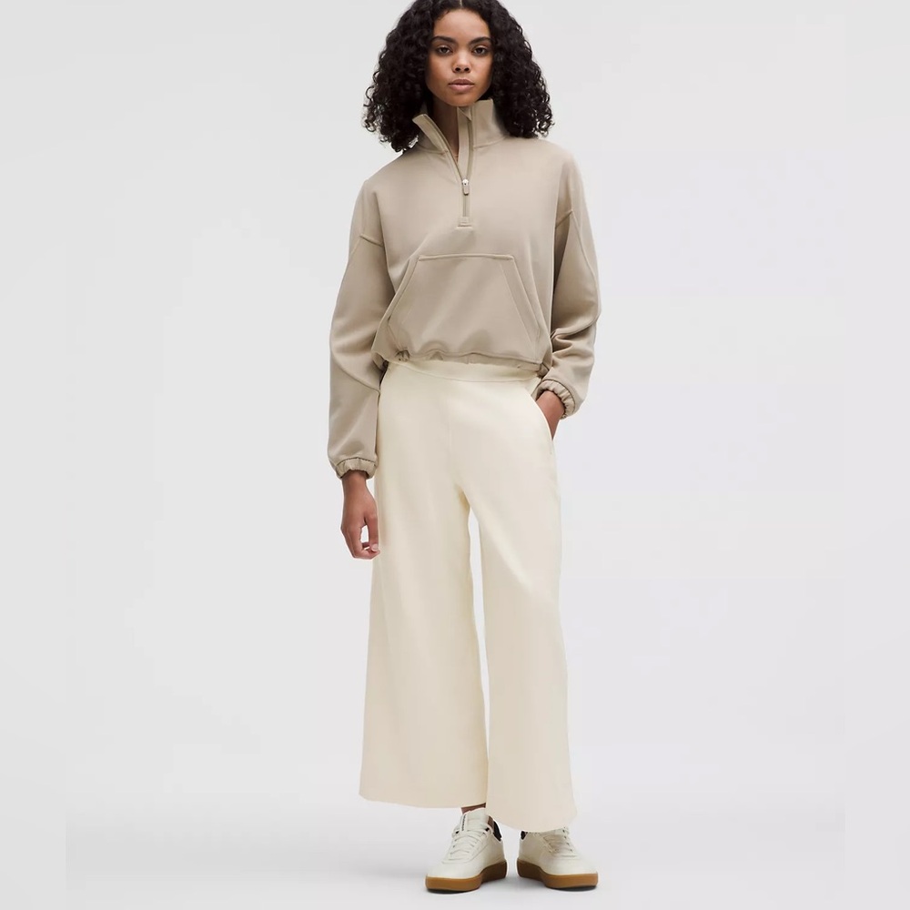 Softstreme High-Rise Wide-Leg Cropped Pant - NEW